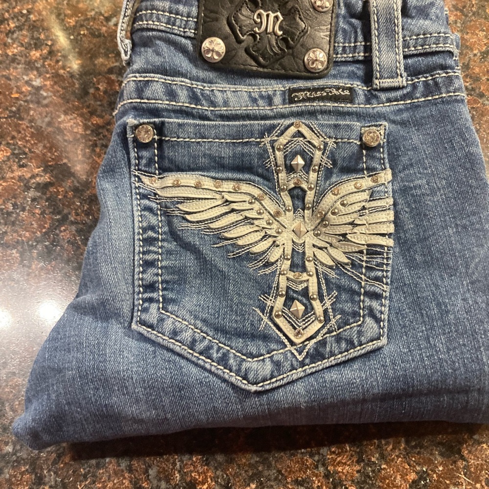 Miss Me Women's Jeans with Embellished Pocket - mid rise bootcut 31x35